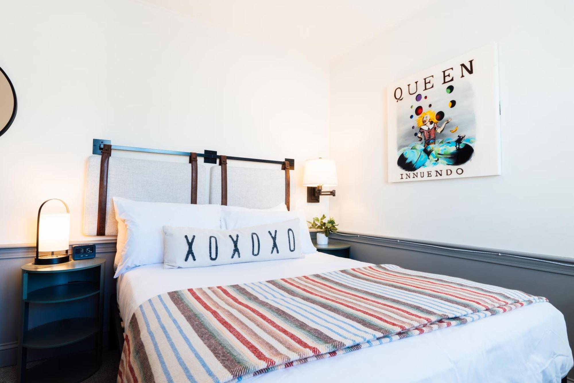 Mercury Hotel Провинстаун Екстериор снимка